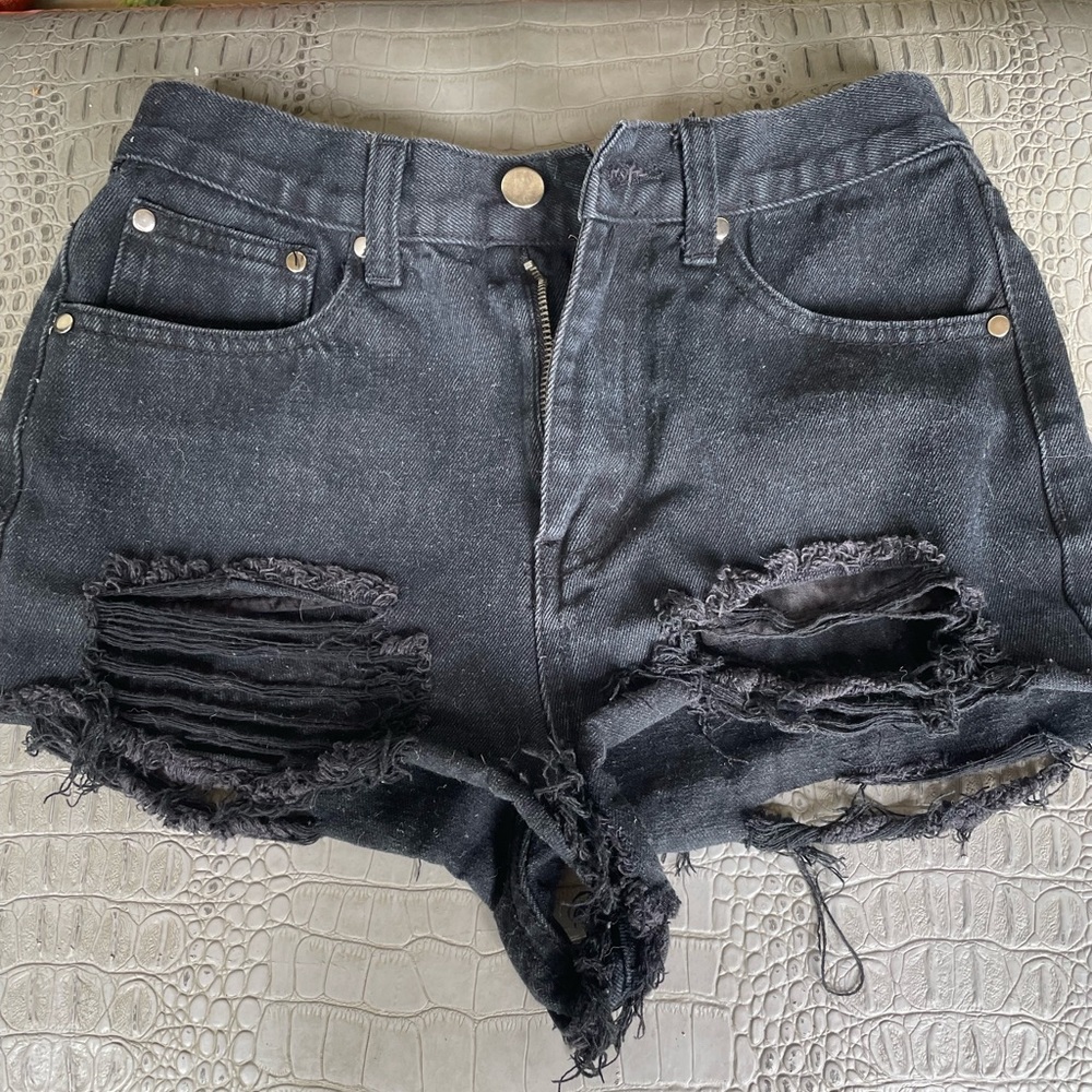 Super down high waist black shorts